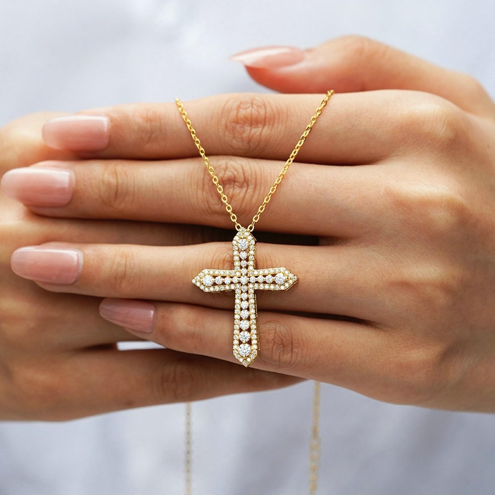 Naszyjnik damski 750, krzyżyki, 18 K żółte złoto, zawieszka charms na 60. urodziny z moissanit dla dziewczyny