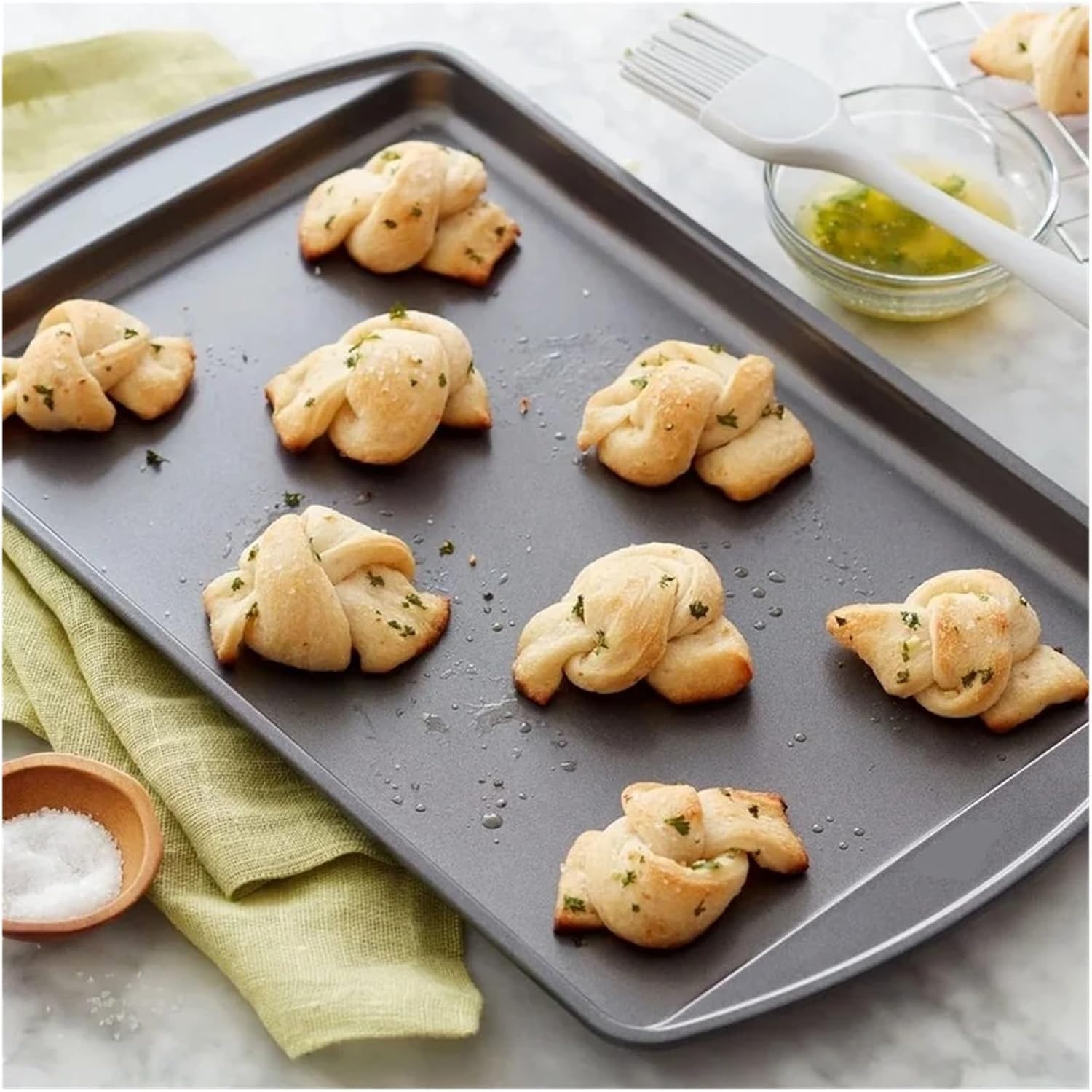 Compatible For 3-Piece Non-Stick Baking Sheet Set, Durable Carbon Steel Cookie Trays, Dishwasher And Oven Safe, Heat Resistant Bakeware