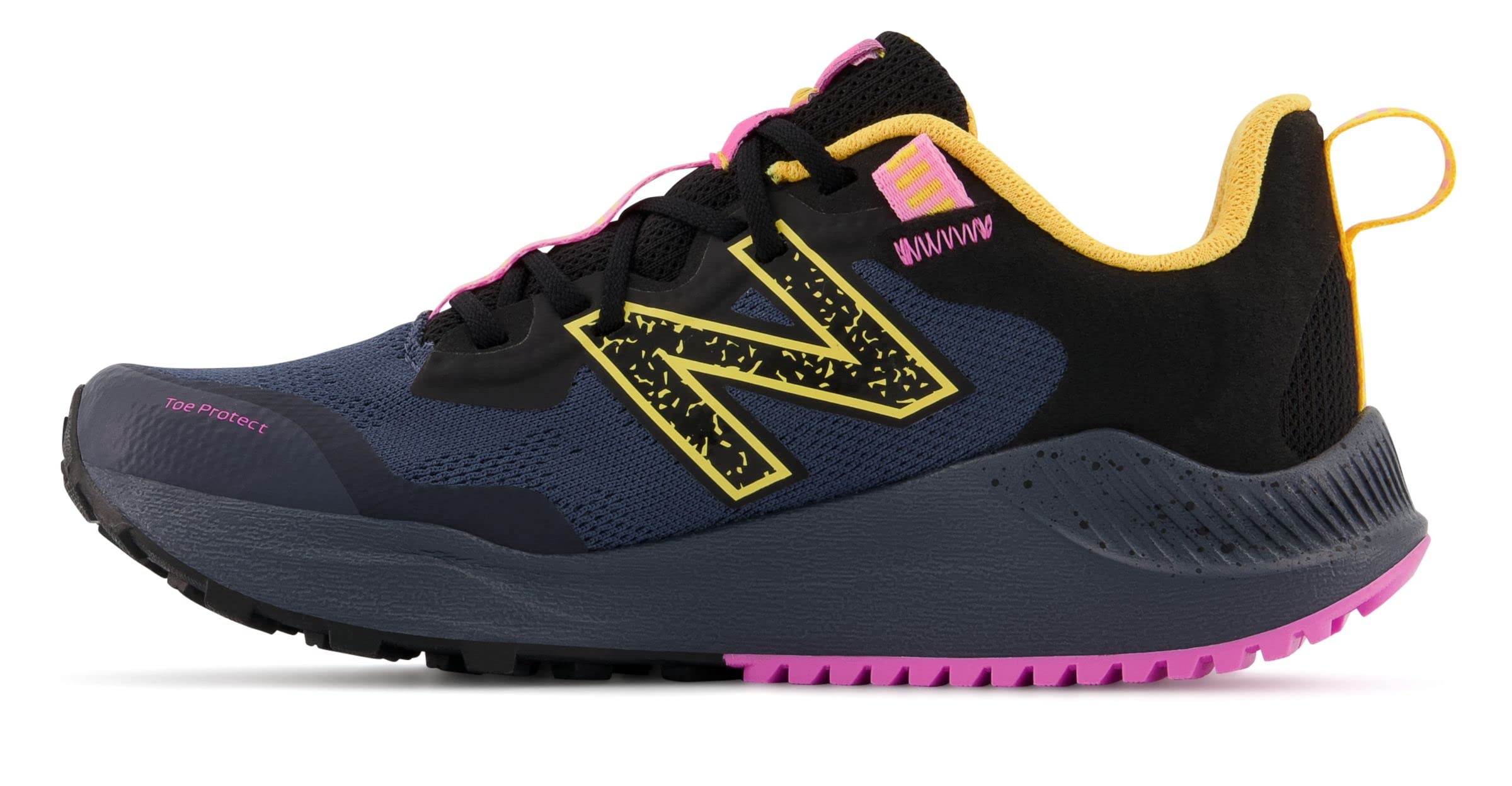 Boy's Junior Dynasoft Nitrel v4 Trainers in Black