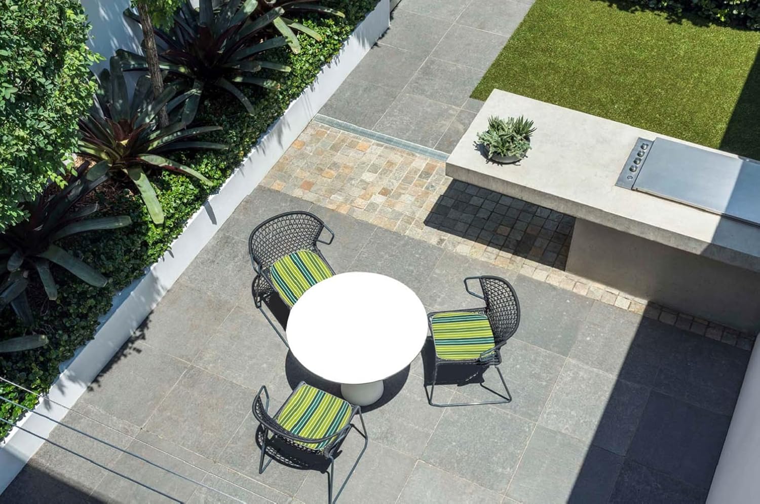 Outdoor Chair Cushions Set of 2 Patio Seat Cushions with Ties 16x17 Inch Green Stripe U-Shape Chair Pads for Outdoor Patio Garden Home Office Furniture