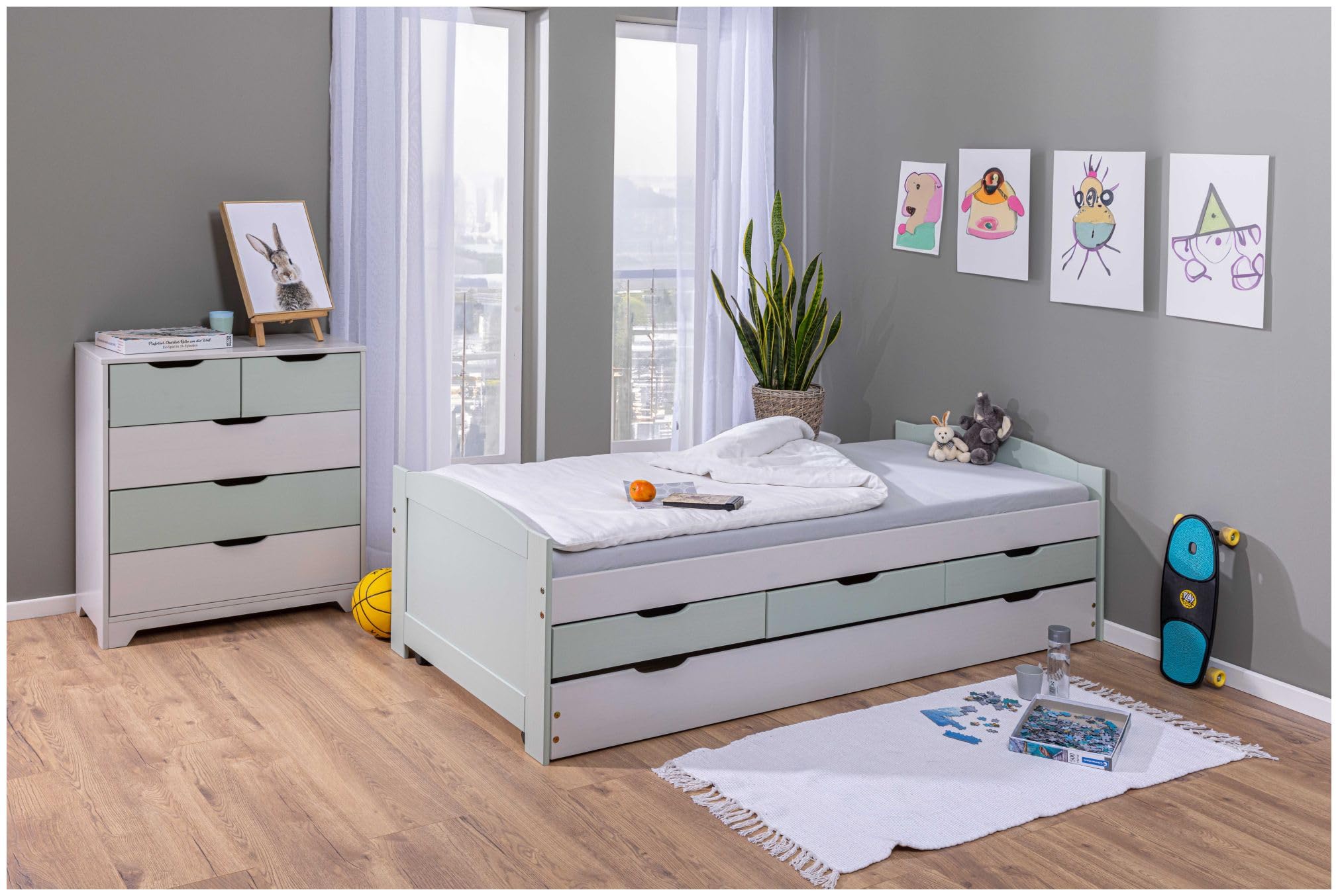 Kinderzimmer Kommode Clara in Salvia Pastello Massivholz 82 x 40 x 92 cm
