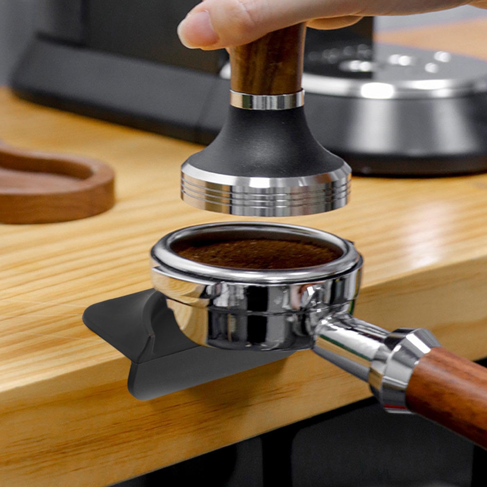 Generico Coffee Tamp Tamping Mat, Non-Slip Espresso Machine Accessories, Espresso Tamper Mat, Silicone Food Grade Espresso Pad, Black Tamping Mat for Espresso, Ergonomic Espresso Mat for Home
