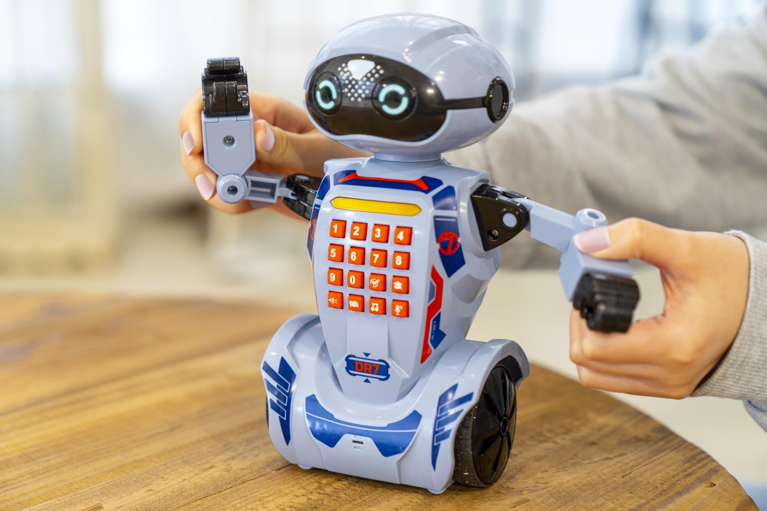 Silverlit YCOO - Robot educativo DR7 (20 cm) - Robot programmabile e radiocomandato con 7 diverse funzioni educative (20 cm) - da 5 anni