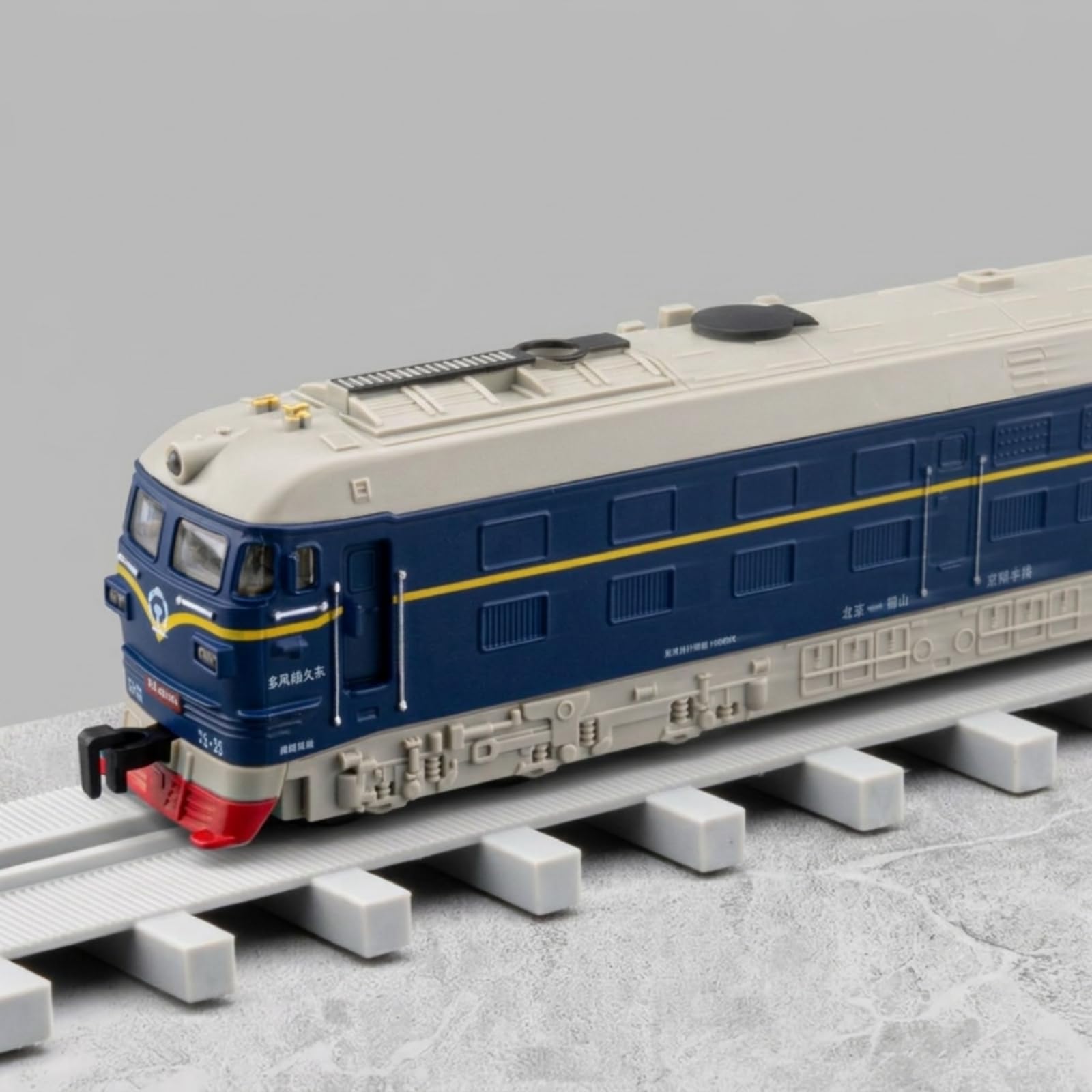 Tren Triple Secciones Acoplamiento Magnético Locomotora Aleación Resistente Modelo Tren Eléctrico, Rojo