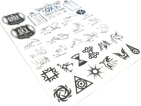 Amazon Co Jp Exo エクソ ロゴ 12人メンバーネーム シンボルマーク サインプリント入り タトゥーシール 刺青シール サイズ 服 ファッション小物