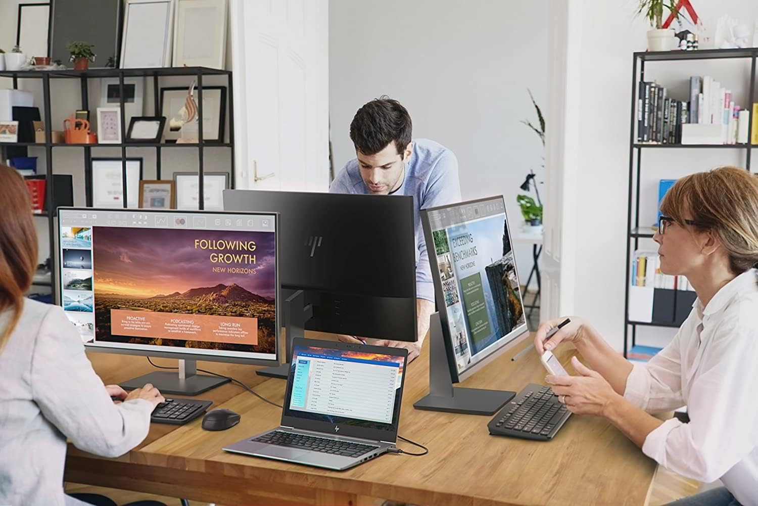 HP - PC EliteDisplay E273m Monitor Business con Webcam e Casse Audio, Schermo 27 FHD 1920 x 1080 a 60 Hz, IPS, Antiriflesso, Tempo risposta 5 ms, Regolabile Inclinazione, Altezza e Pivoting, Argento HP - PC EliteDisplay E273m Monitor Business con Webcam e Casse Audio, Schermo 27 FHD 1920 x 1080 a 60 Hz, IPS, Antiriflesso, Tempo risposta 5 ms, Regolabile Inclinazione, Altezza e Pivoting, Argento