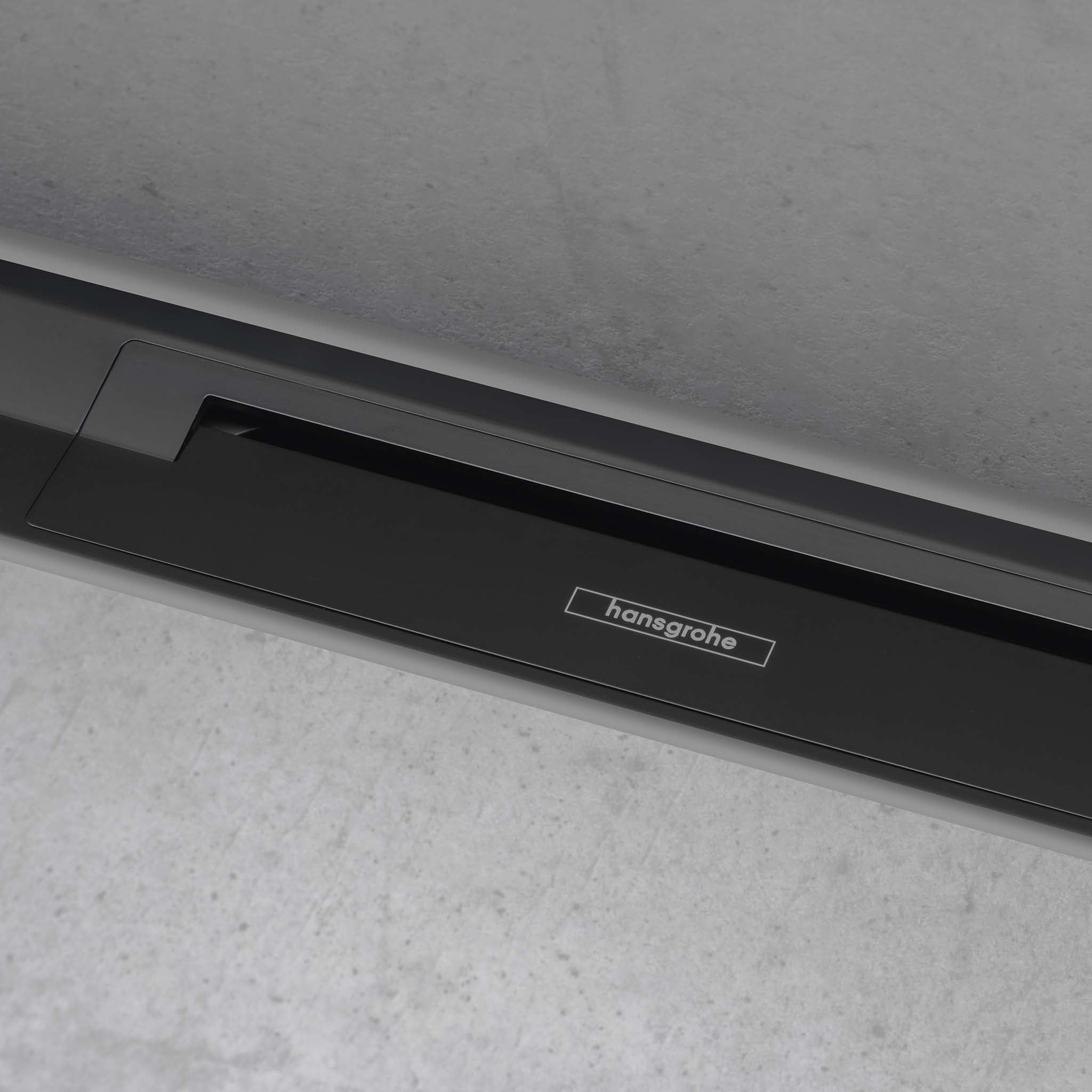 hansgrohe RainDrain Flex - Caniveau de douche linéaire 900 mm, Siphon de sol à découper pour installation contre le mur, Noir mat, 56052670