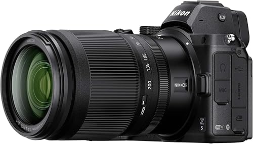 Miniatura 3 de Nikon Z 5 con lente de zoom teleobjetivo | Nuestra cámara sin espejo de marco completo más compacta para fotos/video con lente zoom todo en uno de