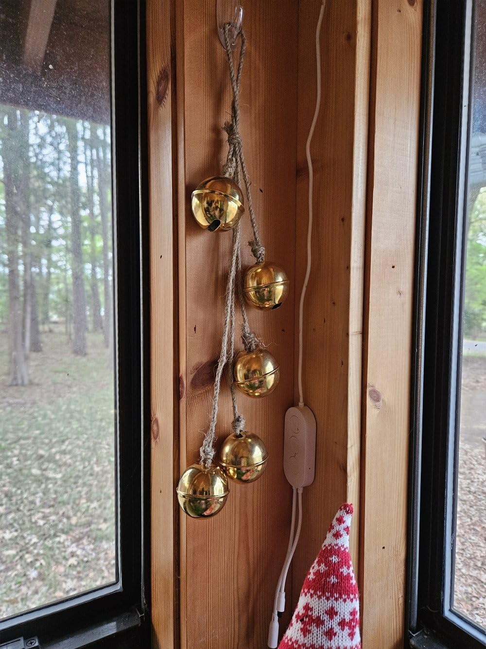 Jingle Bel Cluster Handmade Round Shiny Hanging on Rope Lucky Christmas Tree Decoration Bell Holiday Bells Ornaments Holiday Decoration (Golden, Small) Round Shiny (Gold.1, Small)