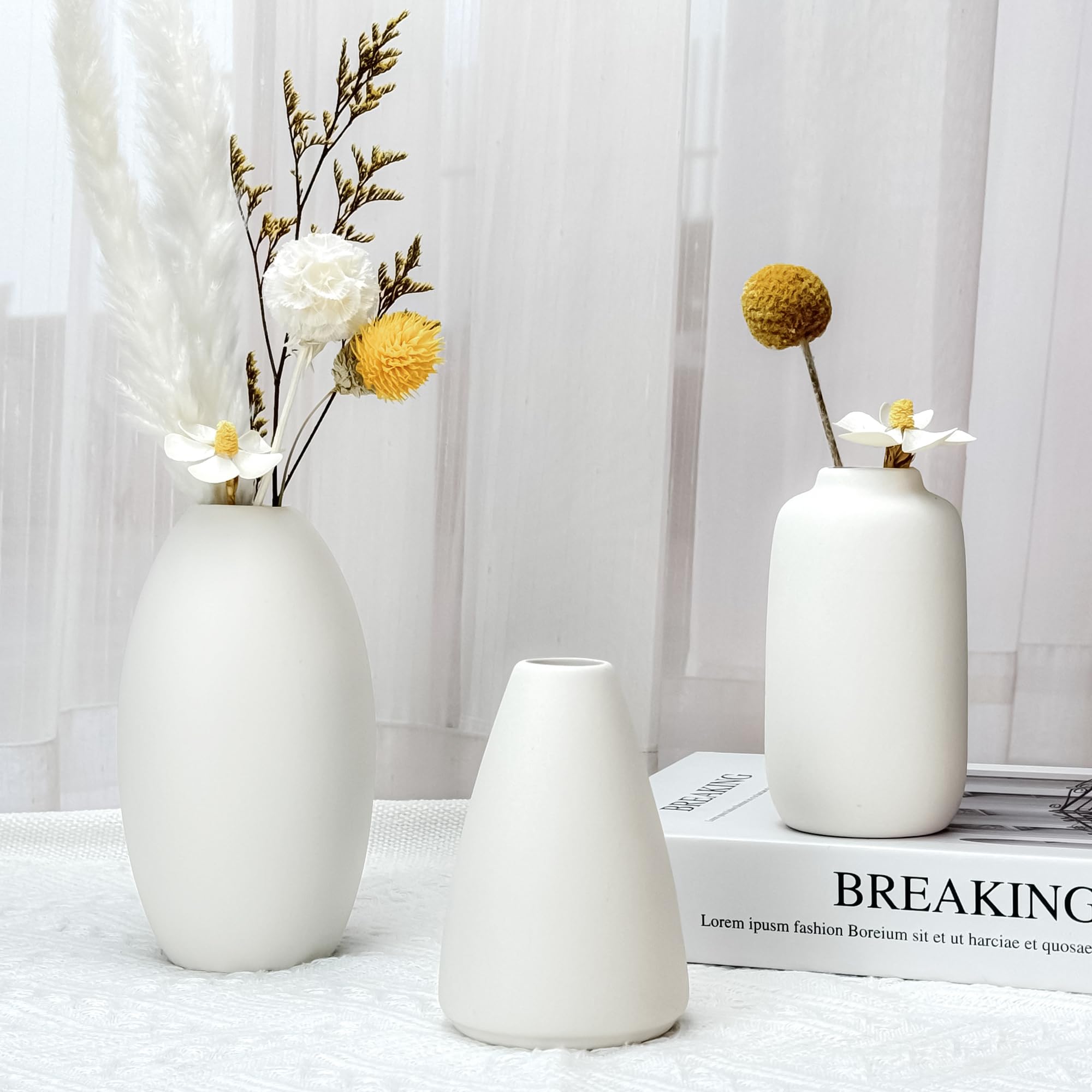 Weiße Keramikvasen, Set mit 10 kleinen Keramik-Blumenvasen, Großpackung für Hochzeitstisch, Tafelaufsätze, Dekoration, Pampasgras, modern, Boho, Heimdekoration, DIY-Geschenk