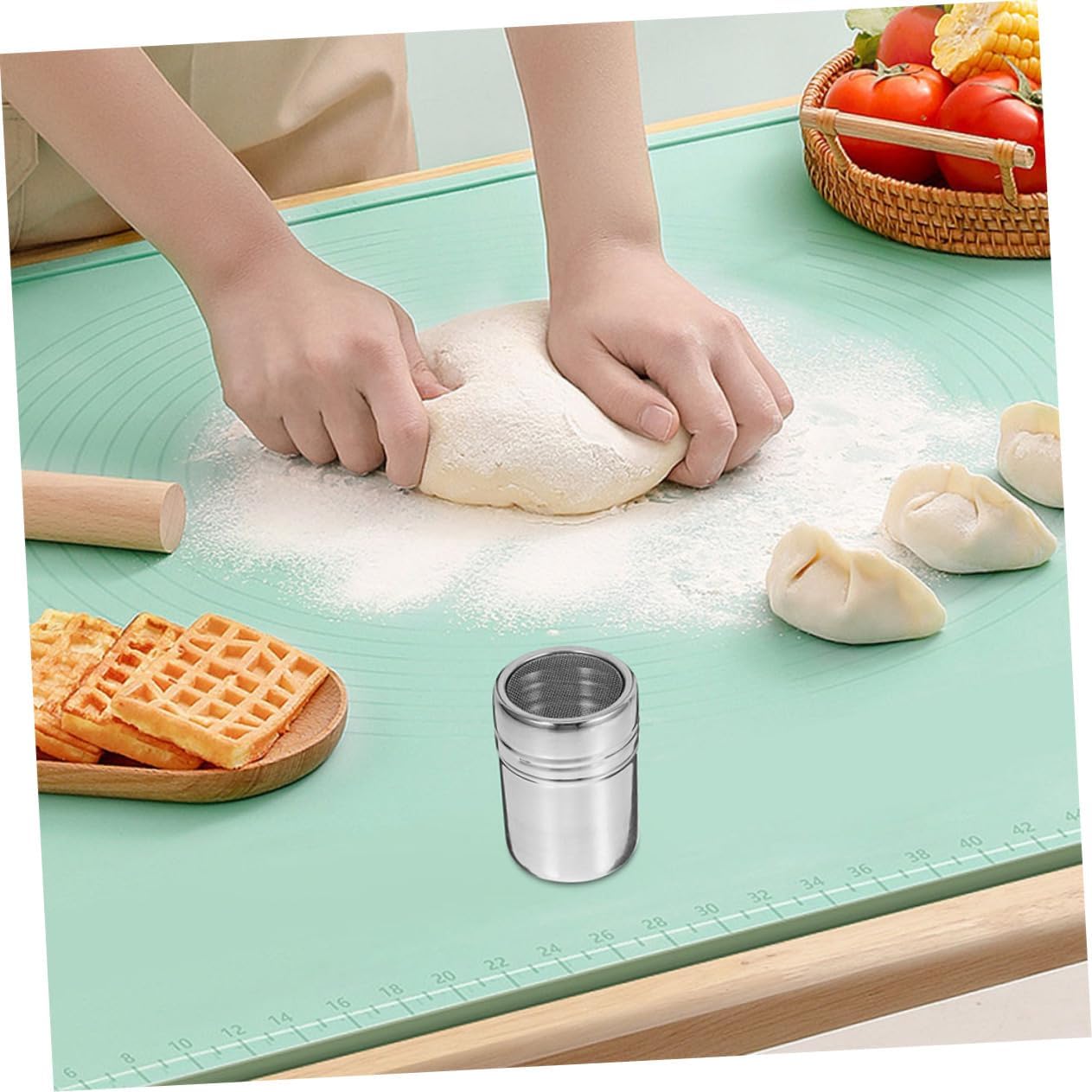 Stainless Steel Sugar Shaker Duster with Lid Fine Mesh