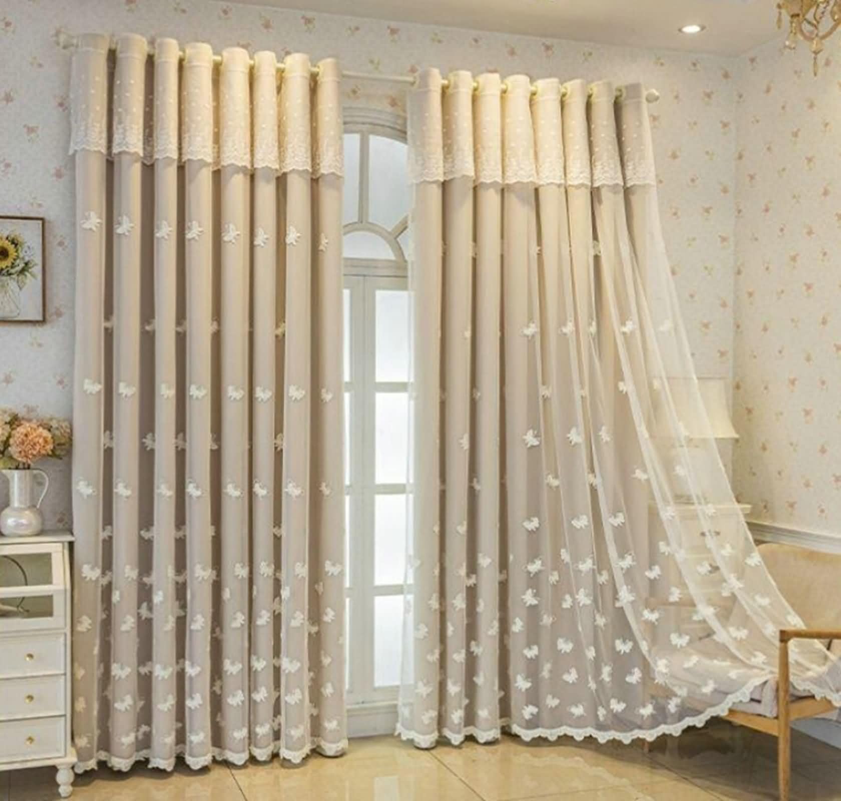 Tende Interno con Occhielli, 2 x 102W x 160H CM,Tende Salotto Oscuranti Due Pannelli Doppio Strato con Ricamo a Farfalla Tenda Moderne Beige