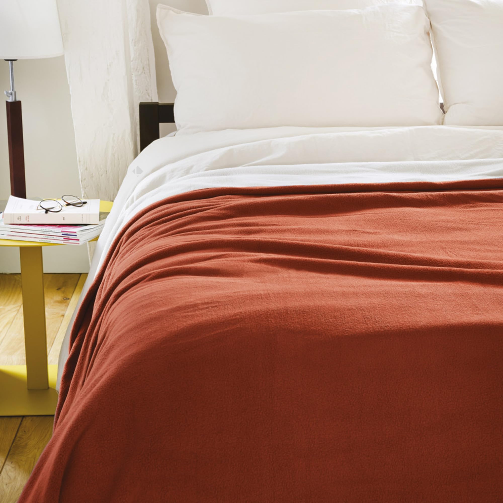 Coperta in pile lusso 180 x 220 cm 100% poliestere 430 g/m2 modello Narvik Marrone