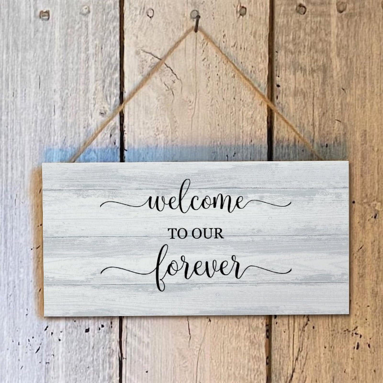 Targa da appendere alla parete in legno con scritta Home Is
