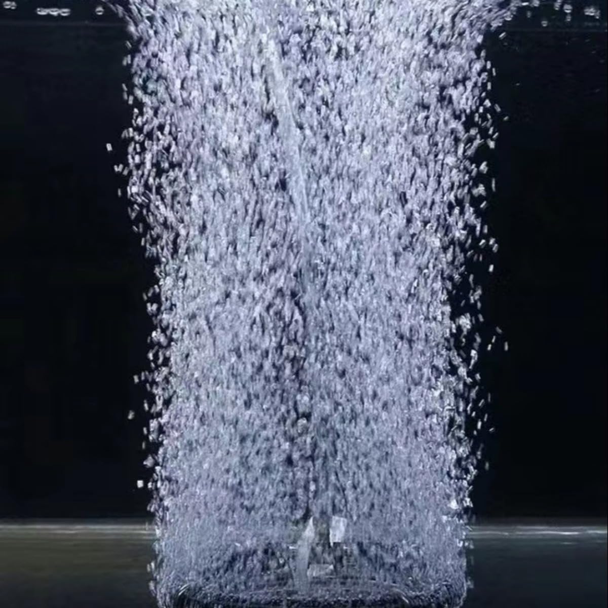 エアーストーン 円盤型 ステンレス台座 超微細気泡 エアレーション 空気石 静音 気泡ディフューザー 水槽/鯉池用 観賞魚 錦鯉 熱