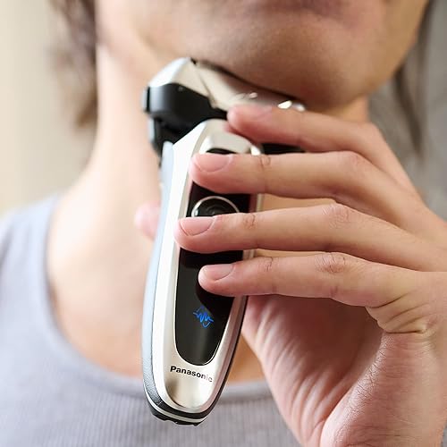 Miniatura 8 de Afeitadora eléctrica Panasonic Arc5 con tecnología de sensor de afeitado para uso seco o mojado