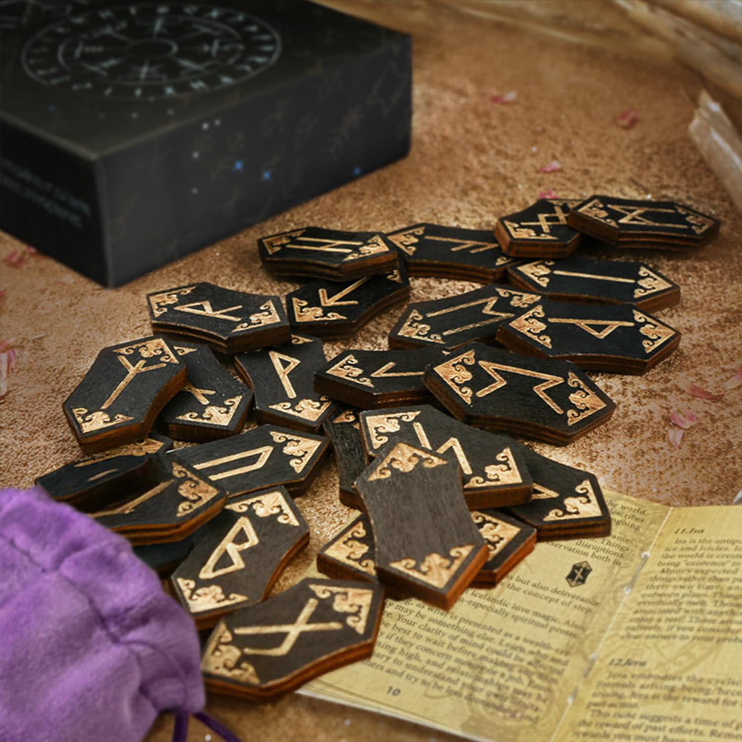 Runenset, 25 Stück hölzerne Wikinger-Runen, Runenstein-Set mit Begleitbuch, Samtbeutel, nordische Runen für Anfänger, Hexerei/Wahrsagerei/Meditation/Spiritualität