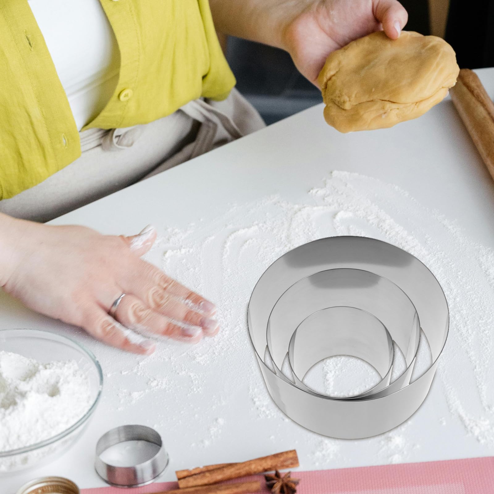 Molde Redondo de Acero Inoxidable 10cm de Altura, Set de 3 Piezas (4, 6 y 8), Anillos para Moldear Pasteles y Hornear Mousse, Utensilios para Repostería y Decoración de Tartas