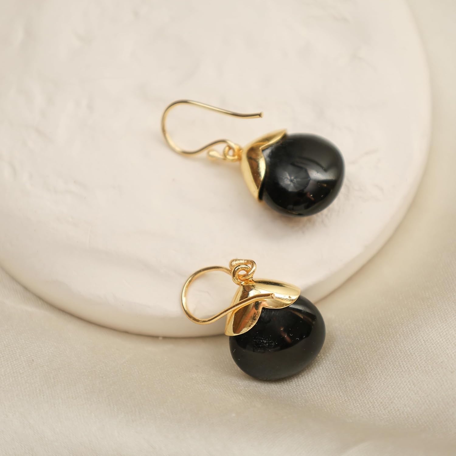 Gempires Gemstone 15 mm Pear With Gold Cap Hook Earring,Statement Birthstone jewelry, Teardrop shaped Earring - Image 7