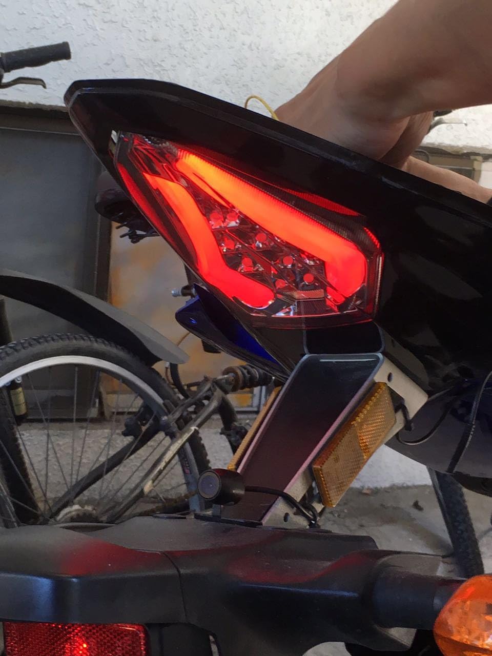 compatible with Yamaha R6 YEAR 2008,2009,2010,2011,2012,2013,2014,2015,2016 (DOES NOT FIT YAMAHA R6S) Intergrated Led Smoke Tail light 100% Plug & Play