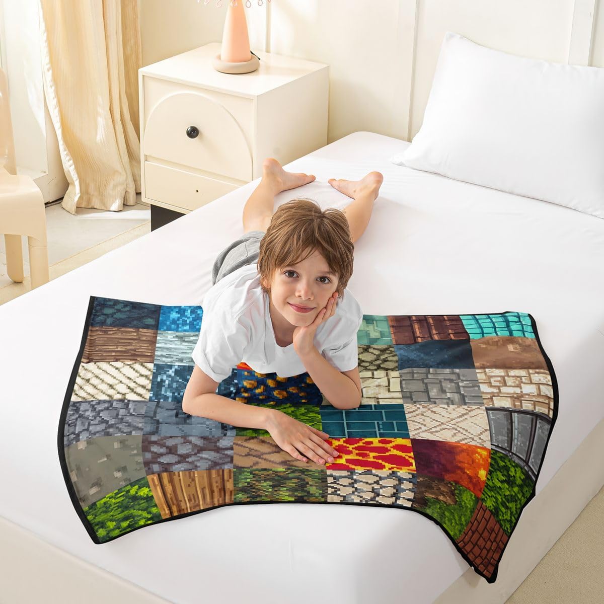 Manfei Video Game Fleece Blanket Pixelated Themed Game Bed Blanket for Kids Girls Boys Block Theme Gaming Fuzzy Throw Blankets Room Decor Modern Super Soft Flannel Blankets,90"x90" image 3