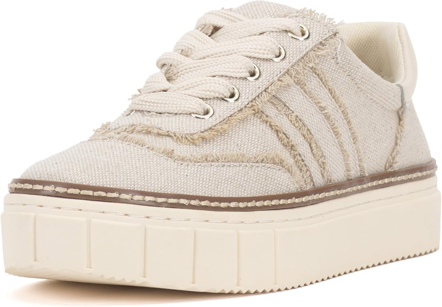 Vince Camuto Women’s Reilly Sneaker