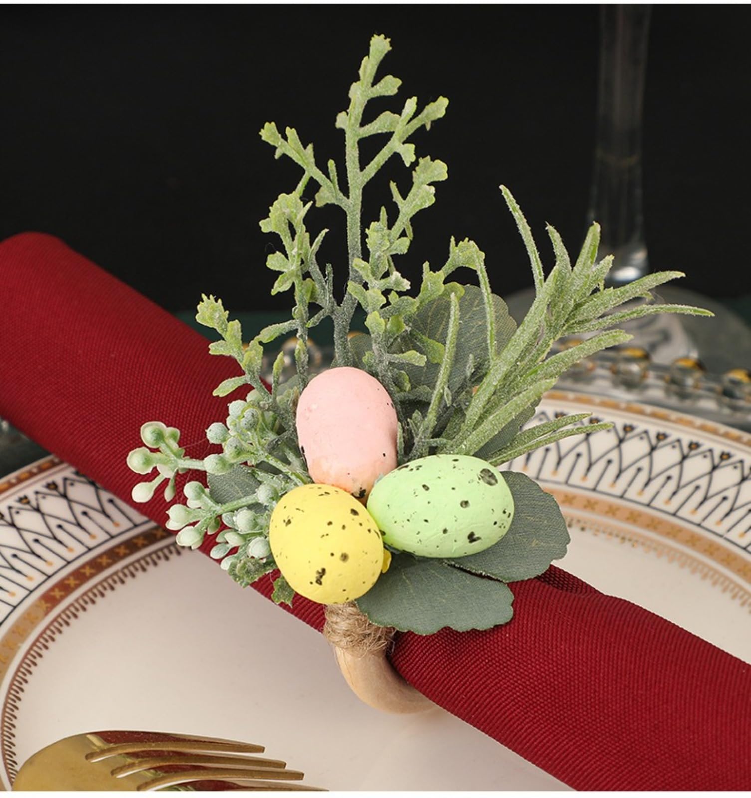 Set di portatovaglioli pasquali, in giacinto d'acqua, verde salvia, eleganti uova di Pasqua e anelli portatovaglioli di San Valentino per la decorazione della tavola da pranzo