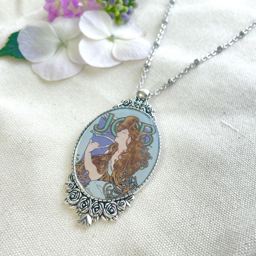 Amazon.co.jp: 名画アクセサリーミュシャ「JOB」アンティーク調  