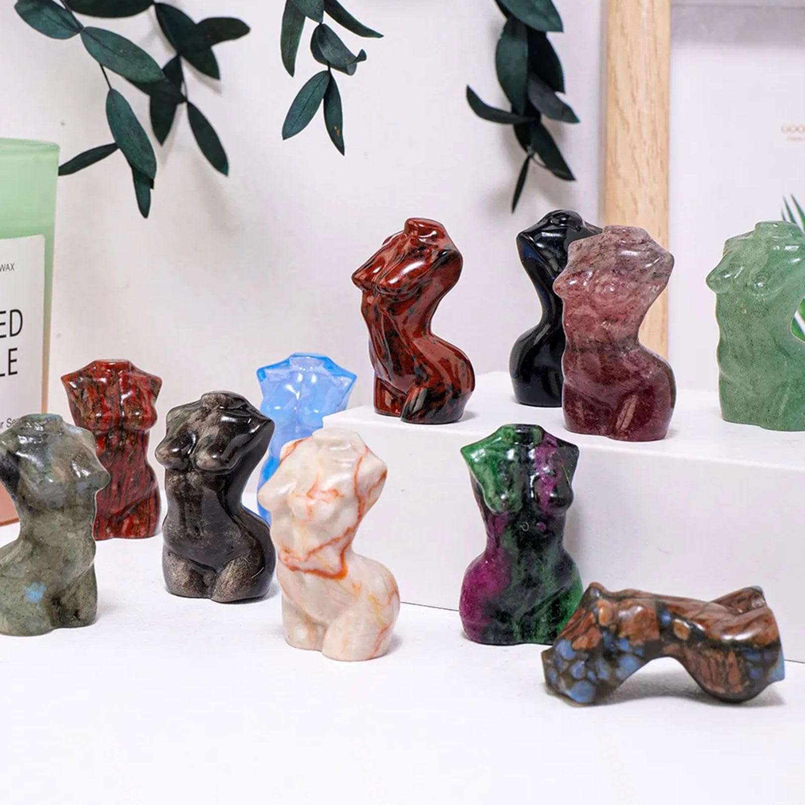 Estatua del Cuerpo de Cristal Natural Artesanía de Escultura de Cristal Modelo Femenino Tallada a Mano Adornos de Decoración de Escritorio para Oficina en El Hogar, 6-7 Cm,Aquatic Agate