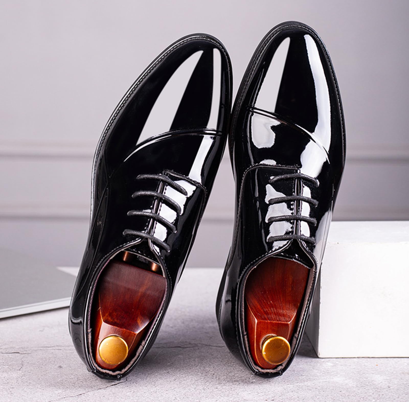 Scarpe da uomo Oxford classiche lucide brevettate Business Formale Scarpe da sposa suola in gomma antiscivolo