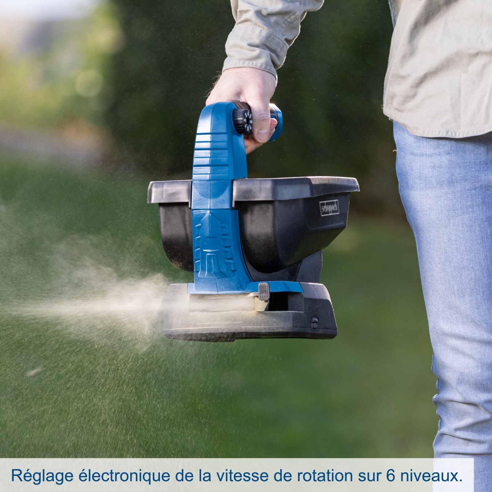 Scheppach Épandeur à Main C-GSP800-X - 1 Batterie 2 Ah + Chargeur Inclus