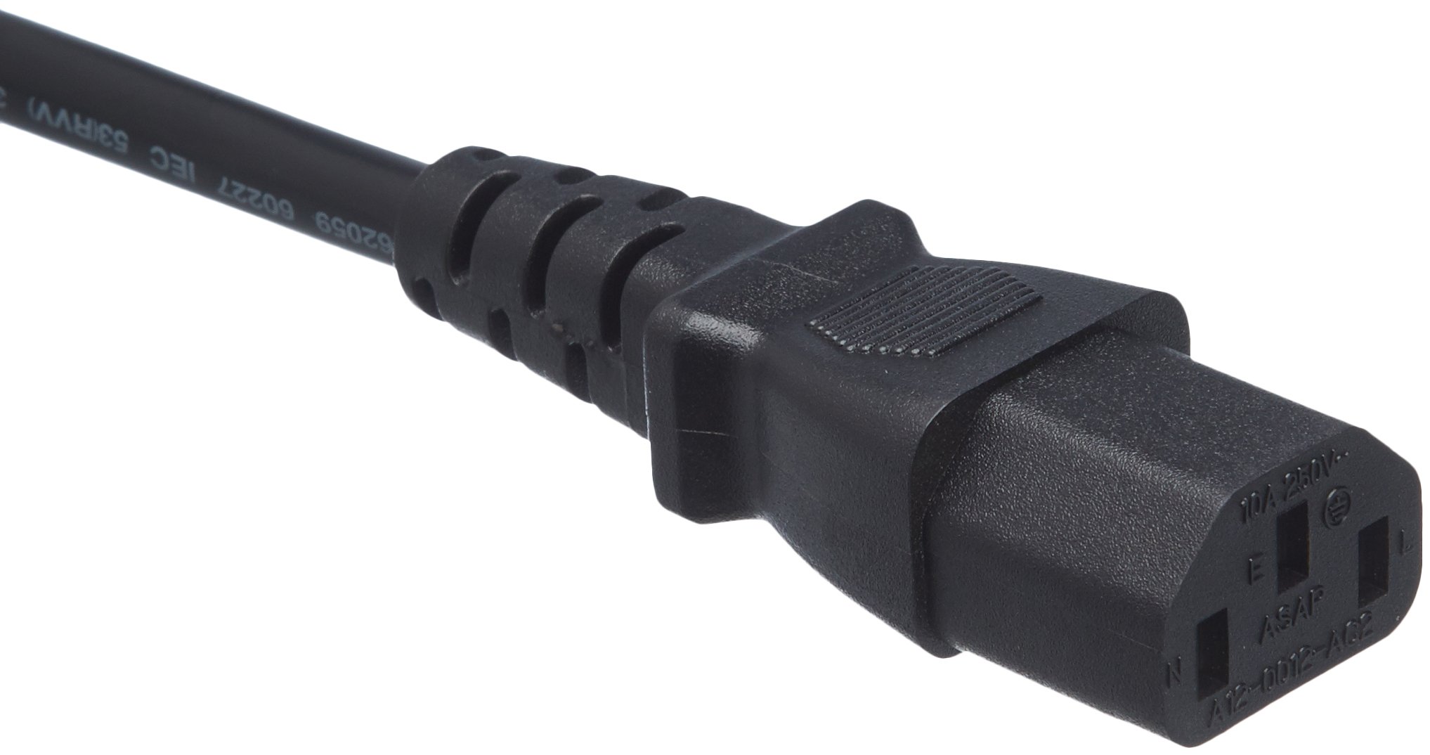 Visiter la boutique Amazon Basics Amazon Basics Câble d’alimentation Noir, 3 m in use