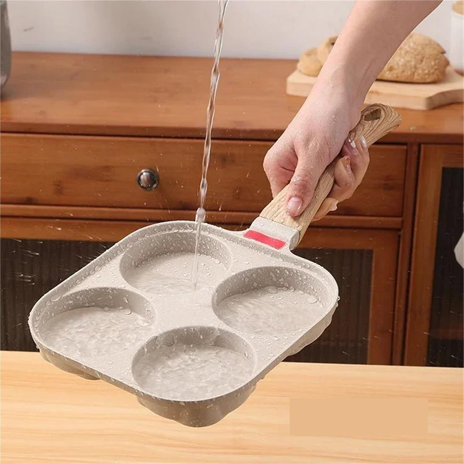 Compatible For 4-Hole Omelet Pan, Nonstick Breakfast Skillet With Lid For Gas And Induction Use(White with Lid)
