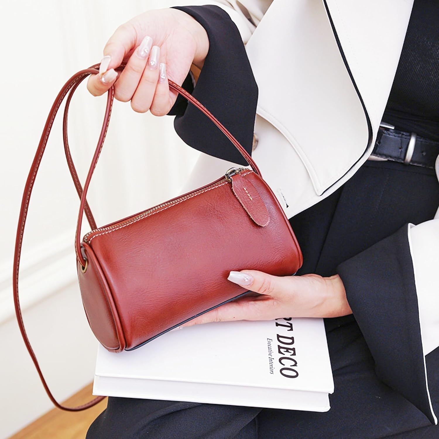 Eiyye Genuine Leather Crossbody Bag for Women Small Barrel Purse Hobo Bags Vintage Top-Grain Shoulder Bag - Image 5