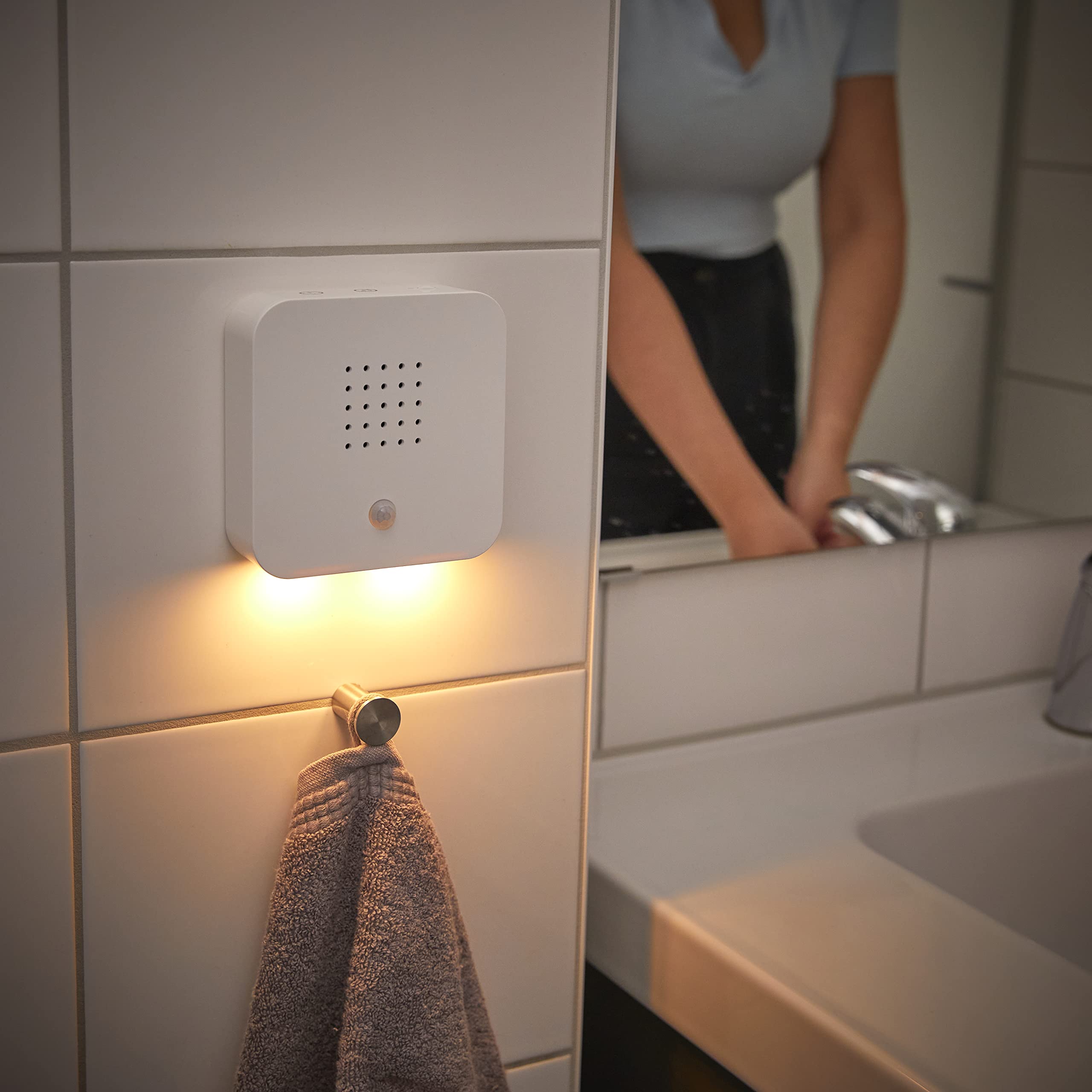 Northpoint Scatola Sonora Naturale Con Sensore Di Movimento HF - Suoni Della Natura, Luce LED, Legno Di Ciliegio, Ricaricabile USB-C