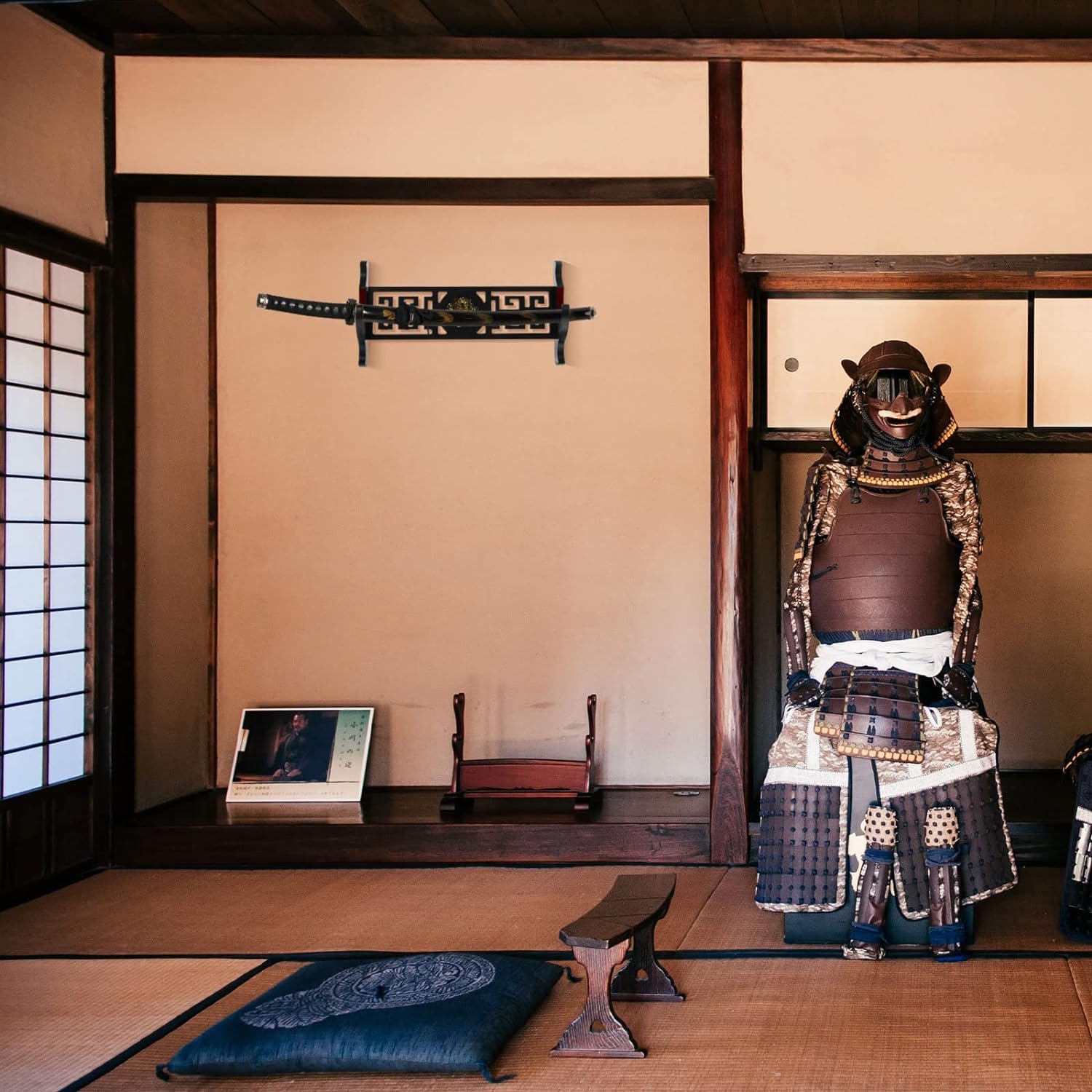Soporte de pared para espada, soporte de exhibición, Acolchado Katana Wakizashi Genji y Samurai Swords Dragon Pattern,1 nivel