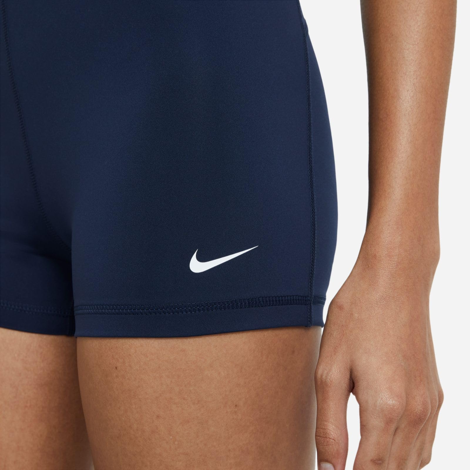 Nike W Np 365 damskie obcisłe szorty 7,5 cm do górnej części uda, Obsydian/biały, S