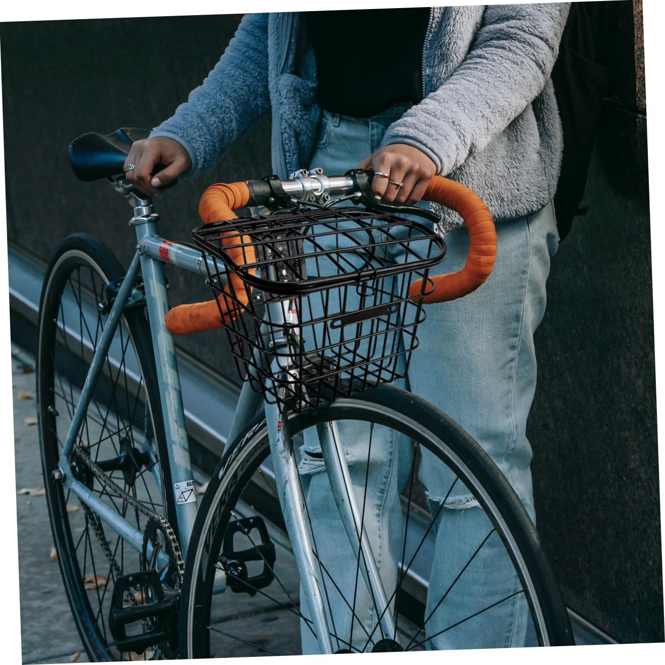 TOYANDONA Cestino Anteriore in Acciaio Inox per Bici e Veicoli Elettrici Ampia capacità e Installazione Semplificata, Accessori Inclusi per Uso Pratico Quotidiano