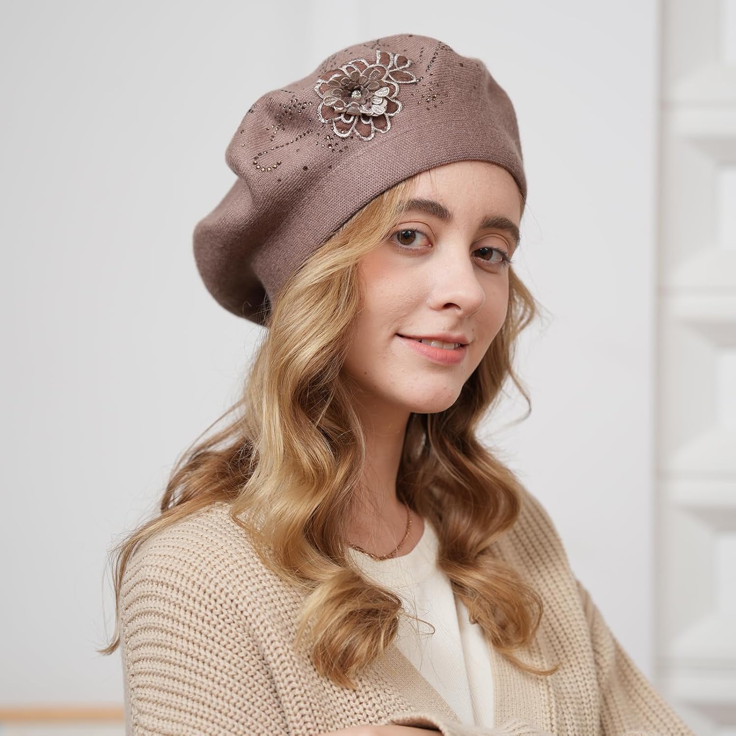 Flower Embroidery Beret Hat for Women, French Style Knitted Beret Hats, Stylish Solid Color Beret Cap for Women Girls Lady - Image 10