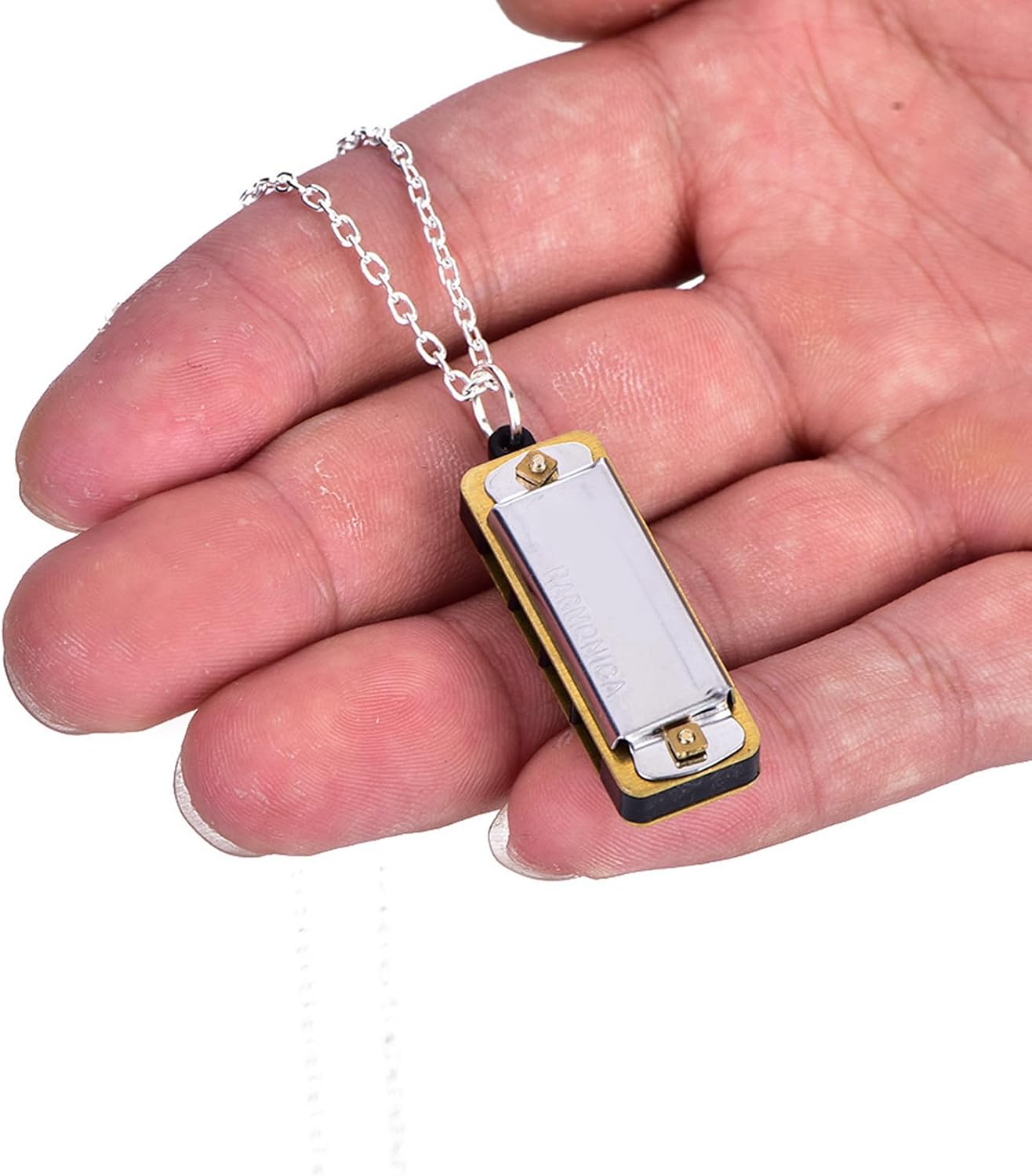 Harmonica Necklace, Harmonica Neck Holder 4 Holes 8 Tones Portable Mini Harmonica Music Instrument Musical Necklace Wind Instruments Cute Music Keychain (Silver)