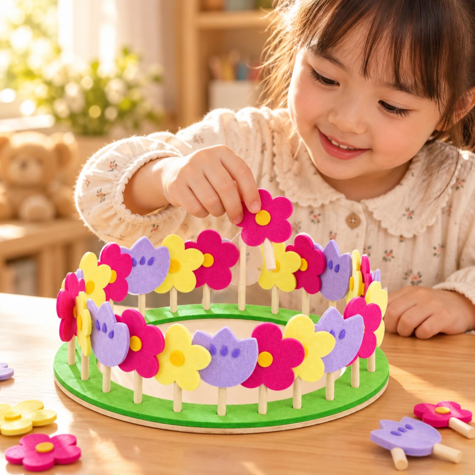 Gioco Prescolare con Fiori in Feltro Creativo Gioco con Tavola Forata e Fiori Compatto Giocattolo Educativo per Sessioni Tranquille l Tavolo