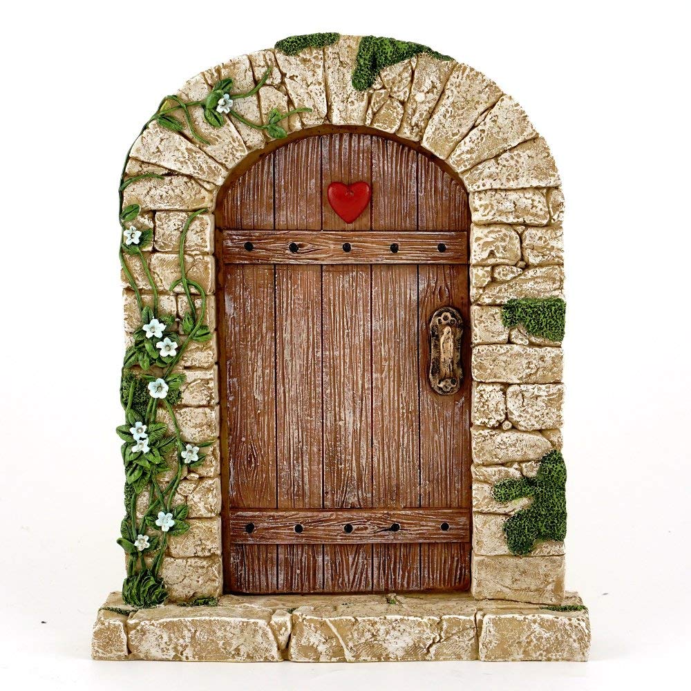 Terrarium et jardin féérique sublimés par la porte en pavé miniature