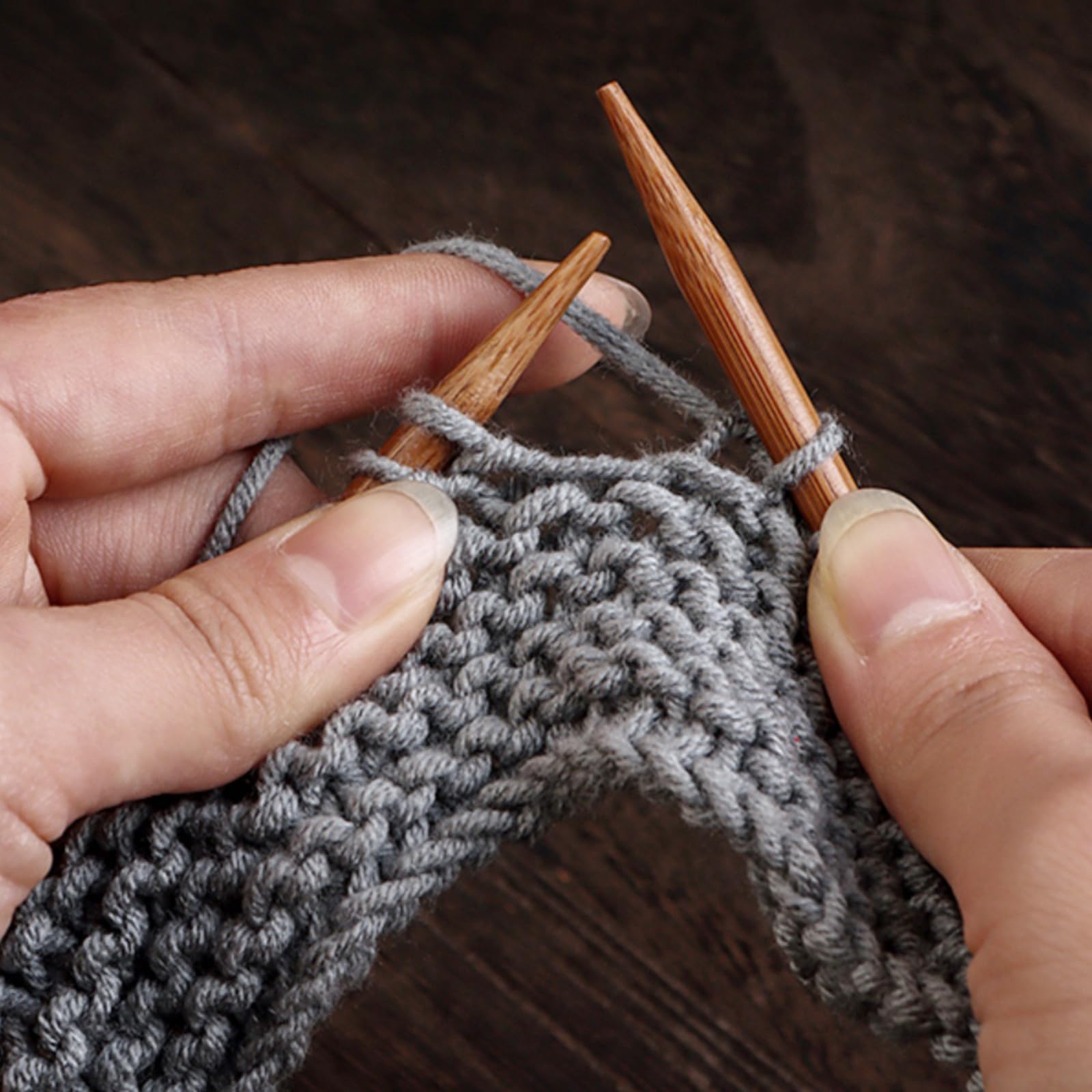 XIAOJING0 35 Stricknadeln fr Socken,Stricknadel Bambus Set,7 Gren,  Doppelspitze, Bambus,Nadelstrke 2 bis 5 mm,Handschuhe Hte Schals Haustier  Pullover,Nadelspiel Set fr Handarbeit-21 cm Lnge : Amazon.de: Kche,  Haushalt & Wohnen