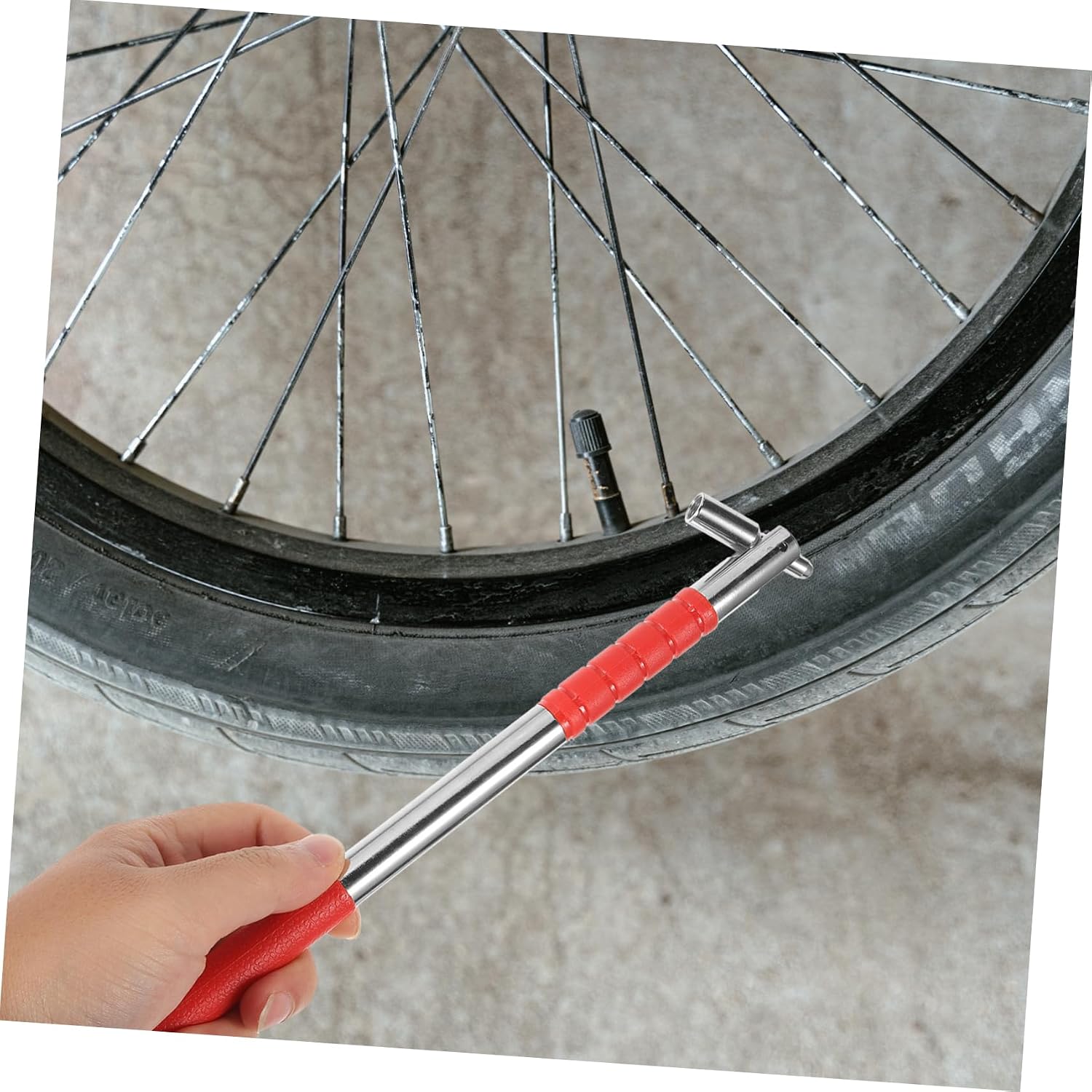 Reusable Tire Valve Core Removal Tool Lightweight Valve Puller for Motorcycles -Skid Design for Safe Effortless Use