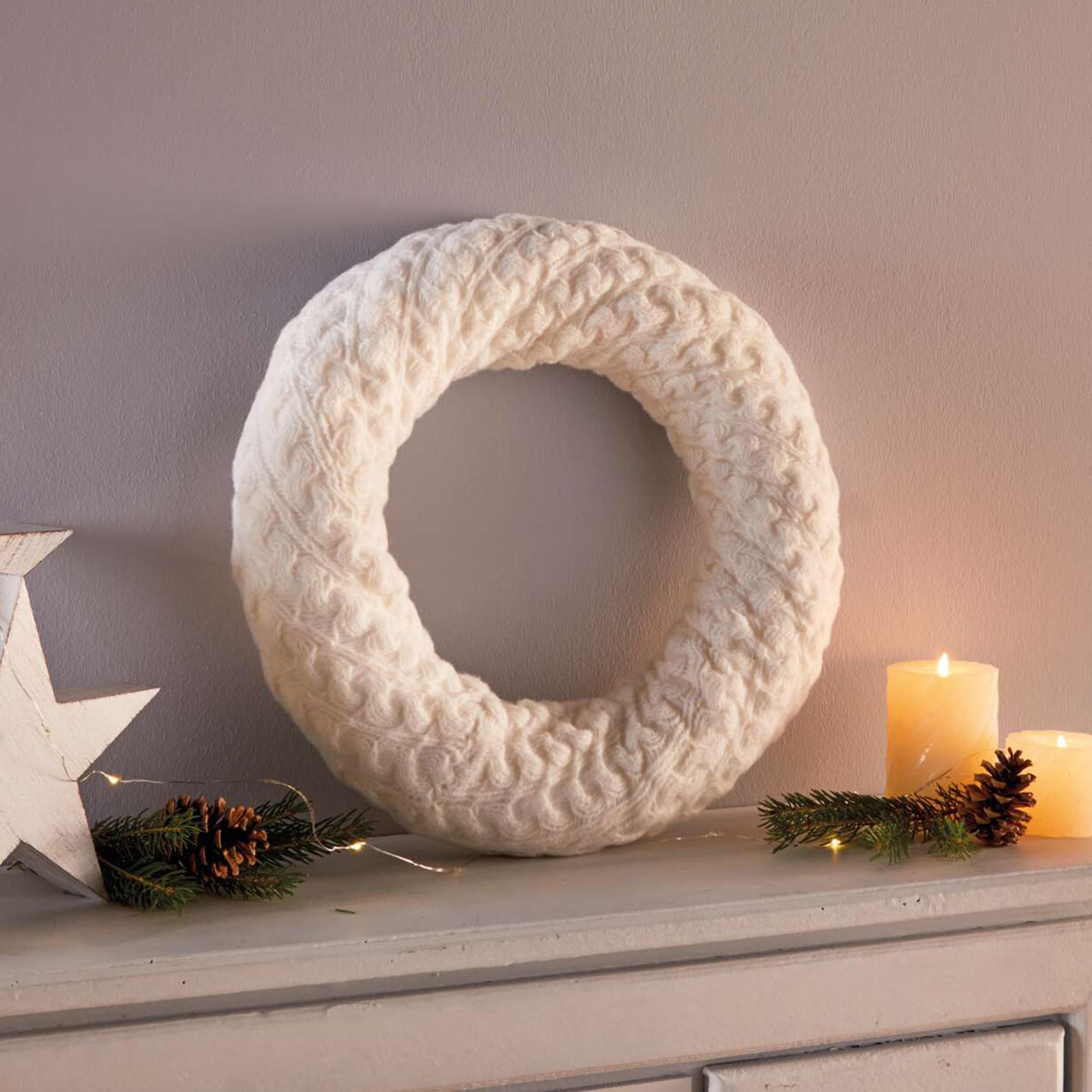 FRANK FLECHTWAREN Kuschelstrick Kranz - 100% Polyester für Baby - Hochwertig &Warm Ø 40 x 7 cm, Innen-Ø 21 cm - Perfekt 