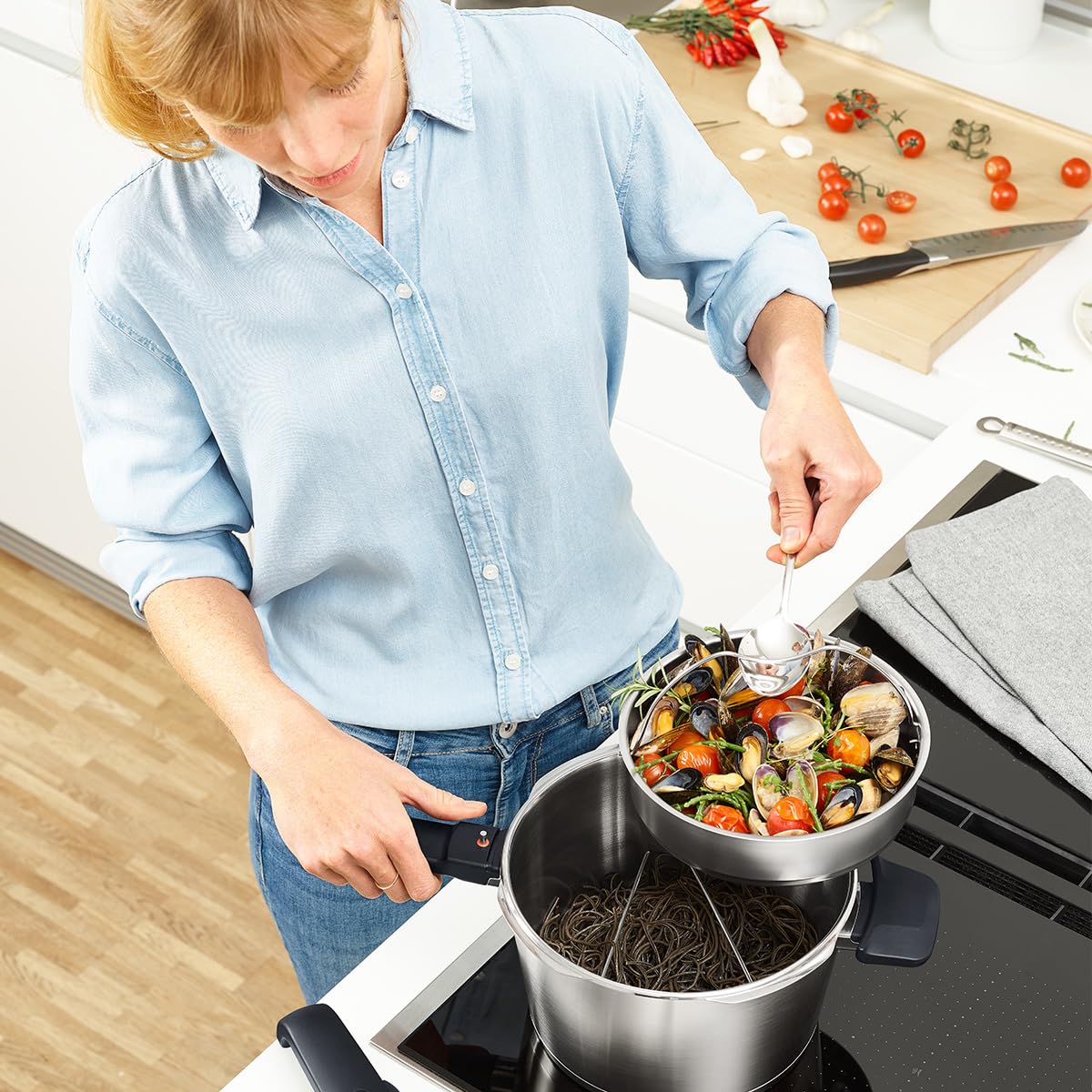 Fissler Vitavit Premium Pentola a pressione in acciaio inox 6 L, 22 cm, 4 livelli di cottura, incluso inserto, adatta a fornelli a induzione