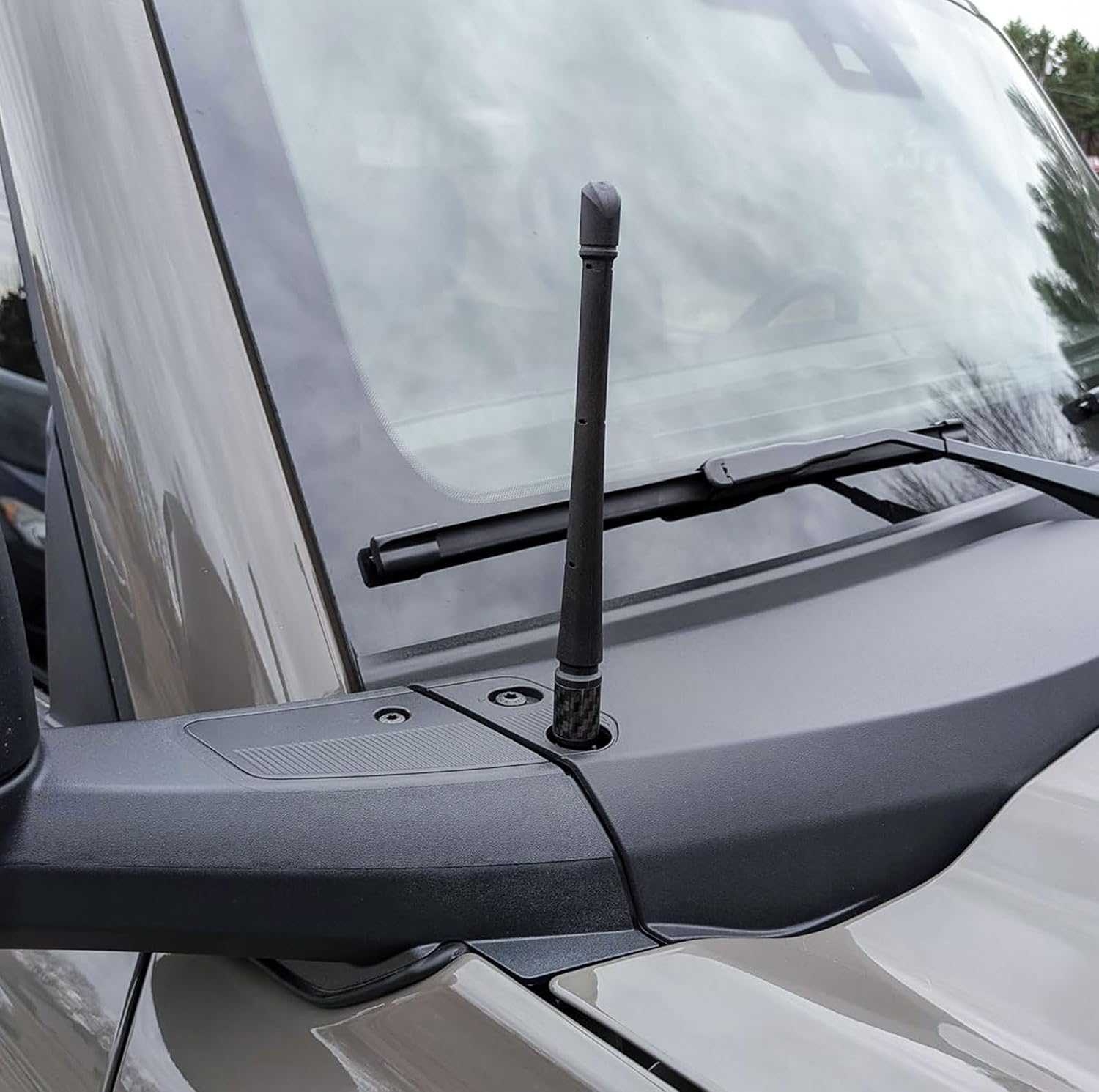 7 Inches Short Antenna for Ford F-150 Wrangler Jeep Chevrolet, Internal Copper Coil for Enhanced AM/FM Reception & Car Wash Proof, Easy Installation