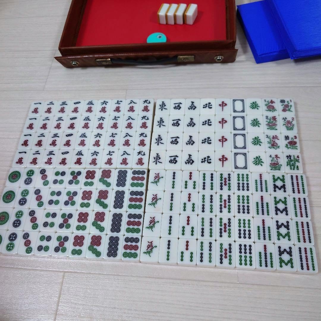 ⓪33mm　大きな麻雀牌　珍しい白色　台湾牌 Amazon | 台湾麻雀牌セット 麻雀牌 ボードゲーム 海外製 レトロ | 麻雀