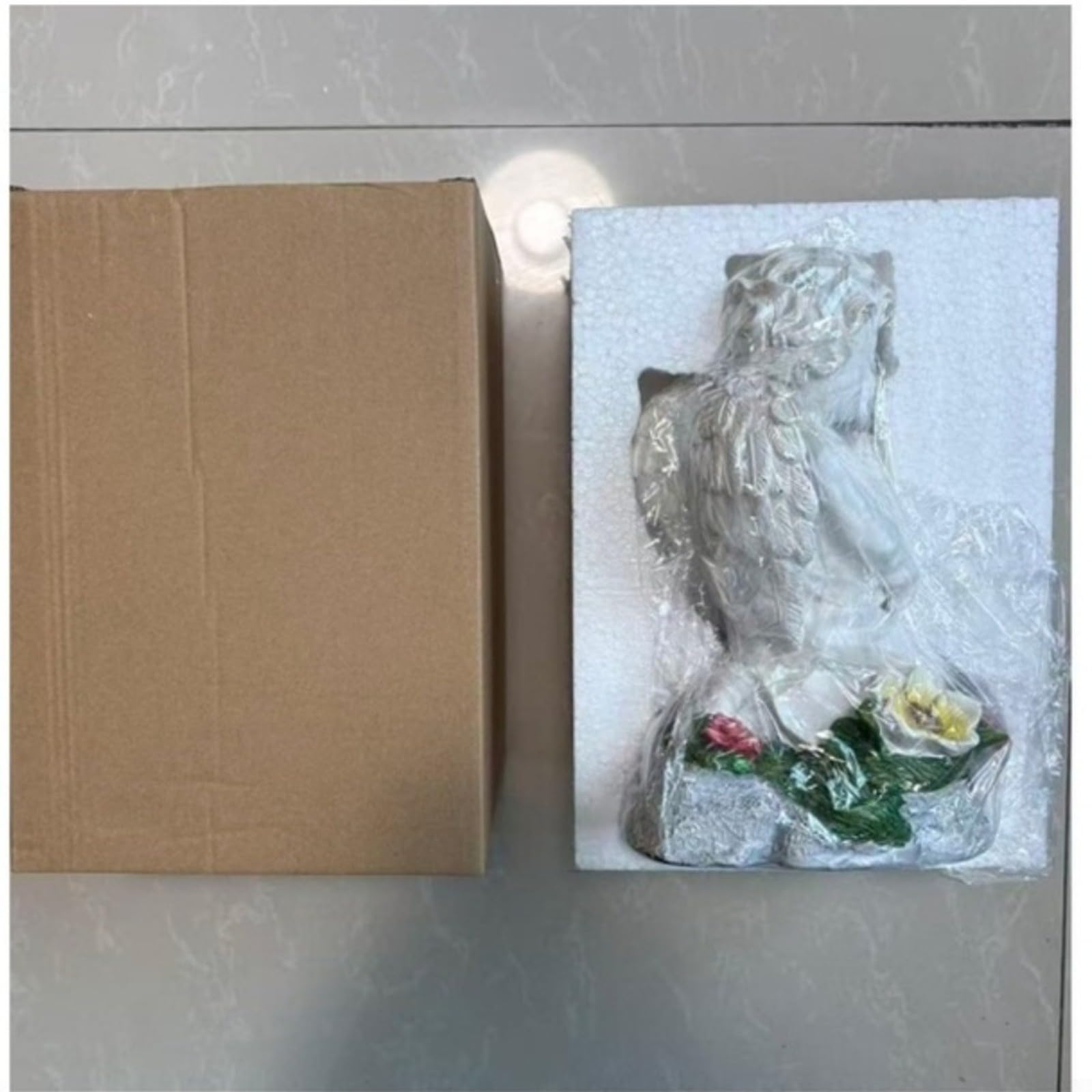 Statua di angelo in resina a energia solare, 15 cm, in ginocchio, con luce automatica, per giardino, matrimonio, cimitero, bianco