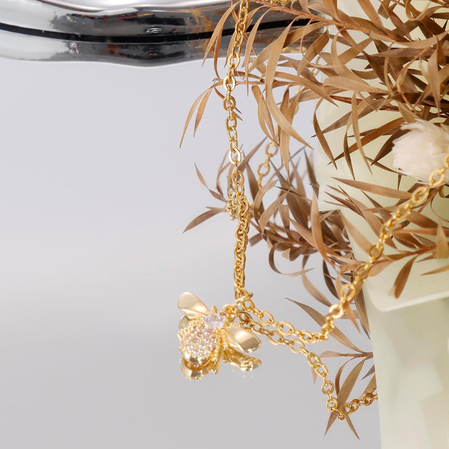 Bee Necklace for Women Gifts Gold Queen Bees Bumblebee Jewelry Honey Bee Necklace - Image 5